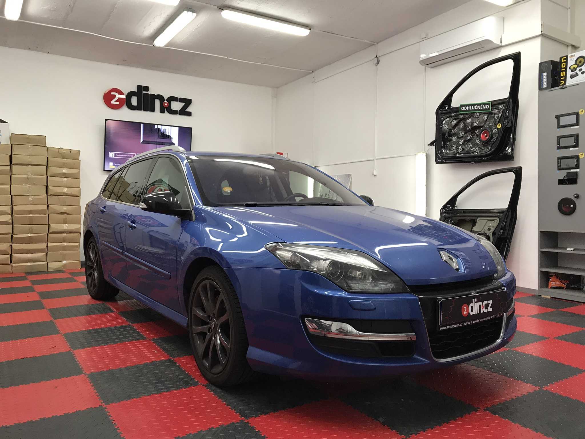 Renault Laguna III - Montáž reproduktorů