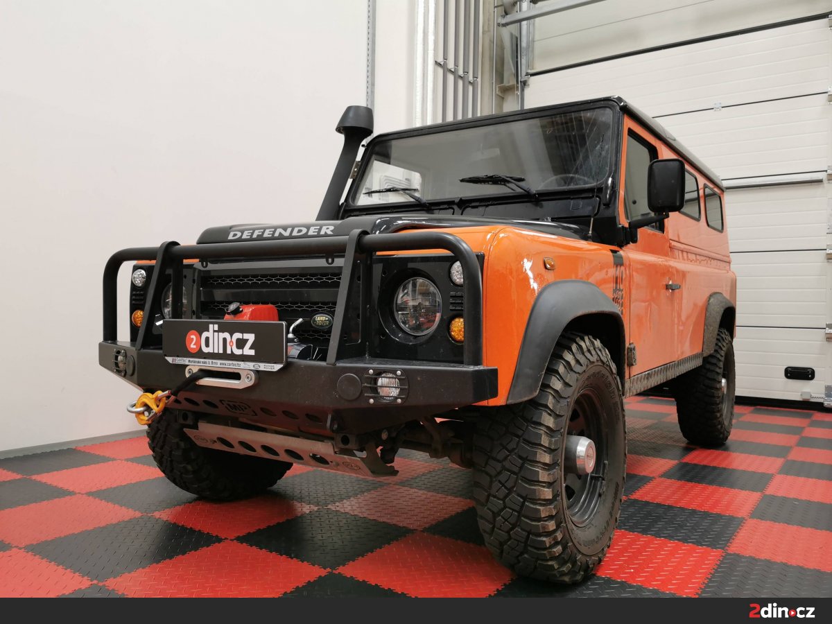 Land Rover Defender - Odhlučnění a audio vylepšení