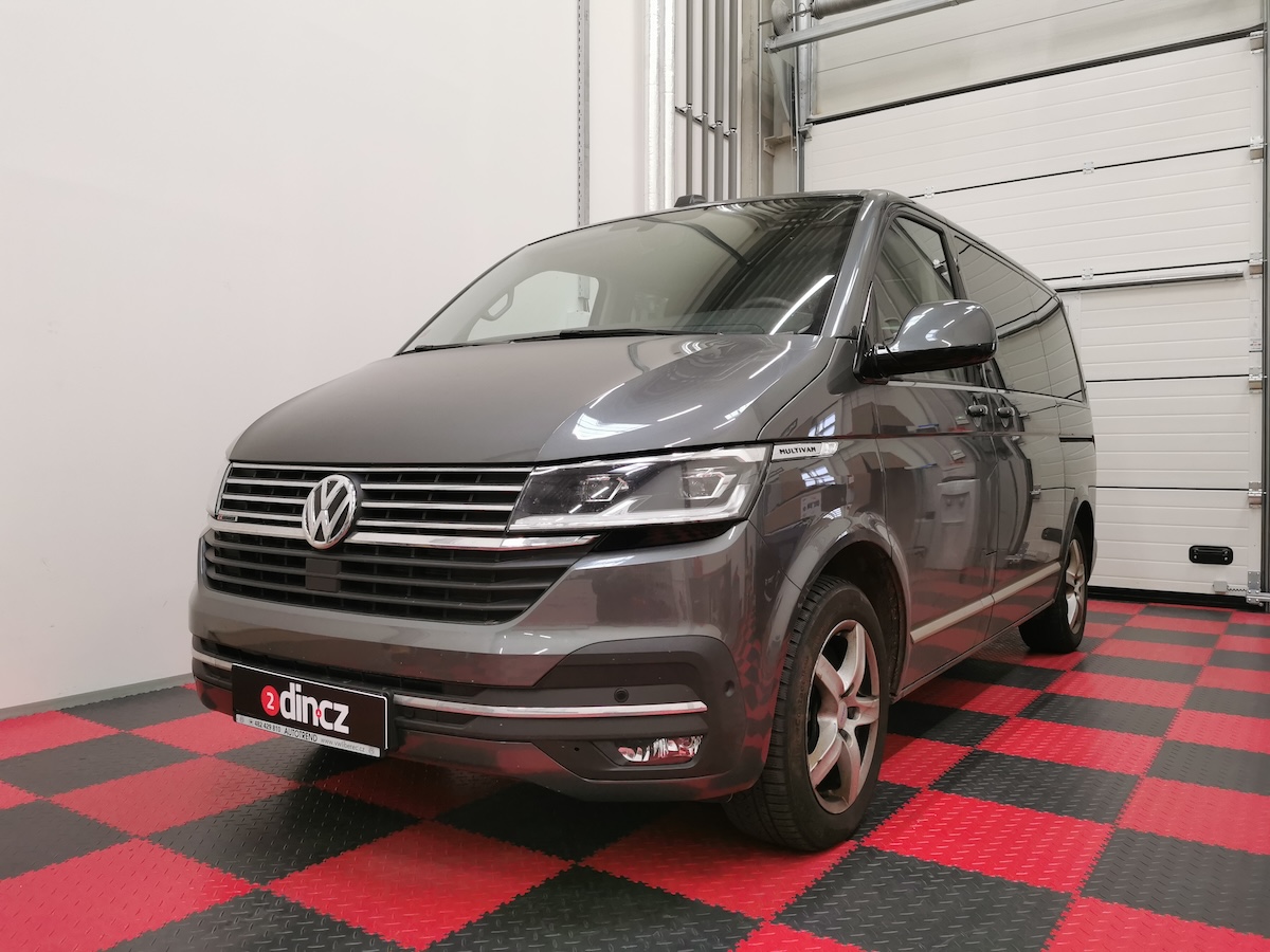 VW Multivan T6.1 - Netflix & YouTube na cestách