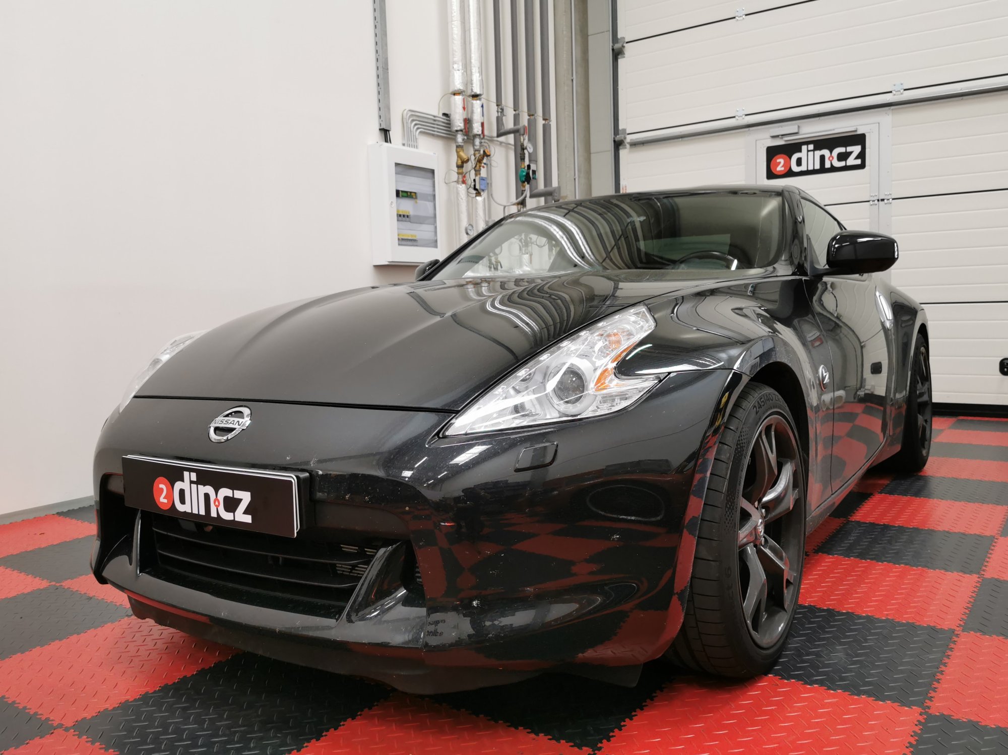 Nissan 370Z - Utlumujeme bolesti sportovních aut