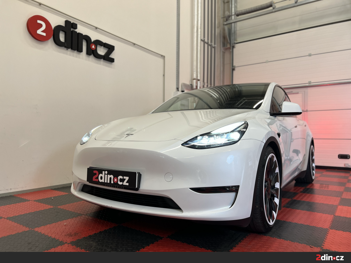 Tesla Model Y – Kompletní odhlučnění a eliminace drnčení