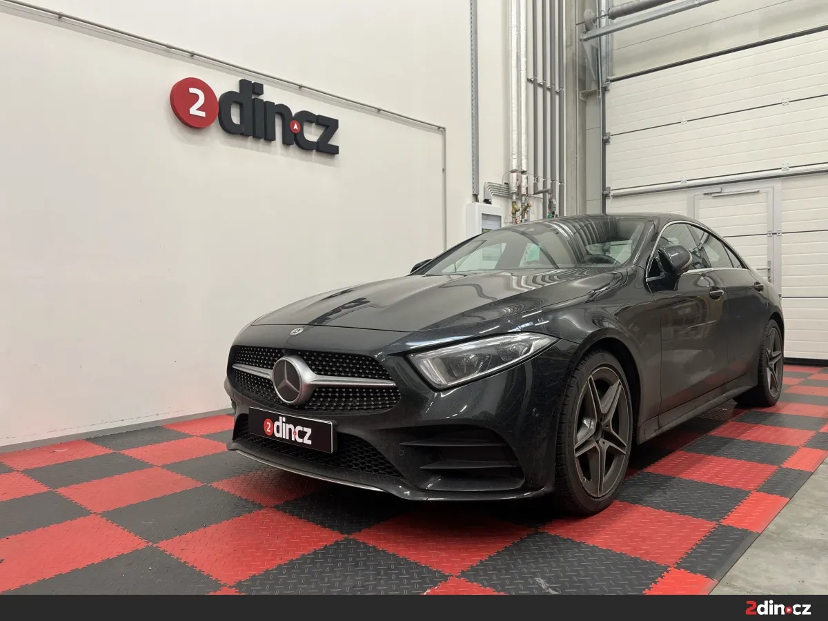 Mercedes-Benz CLS – Výměna originálního audia za špičkové repro Helix a Match