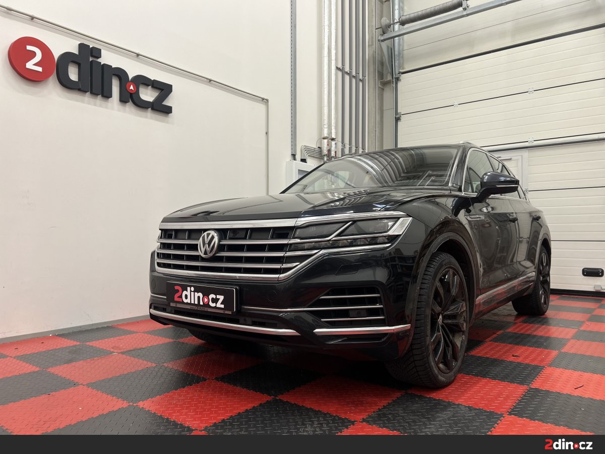 Volkswagen Touareg – Měníme originální audio za vyšší úroveň