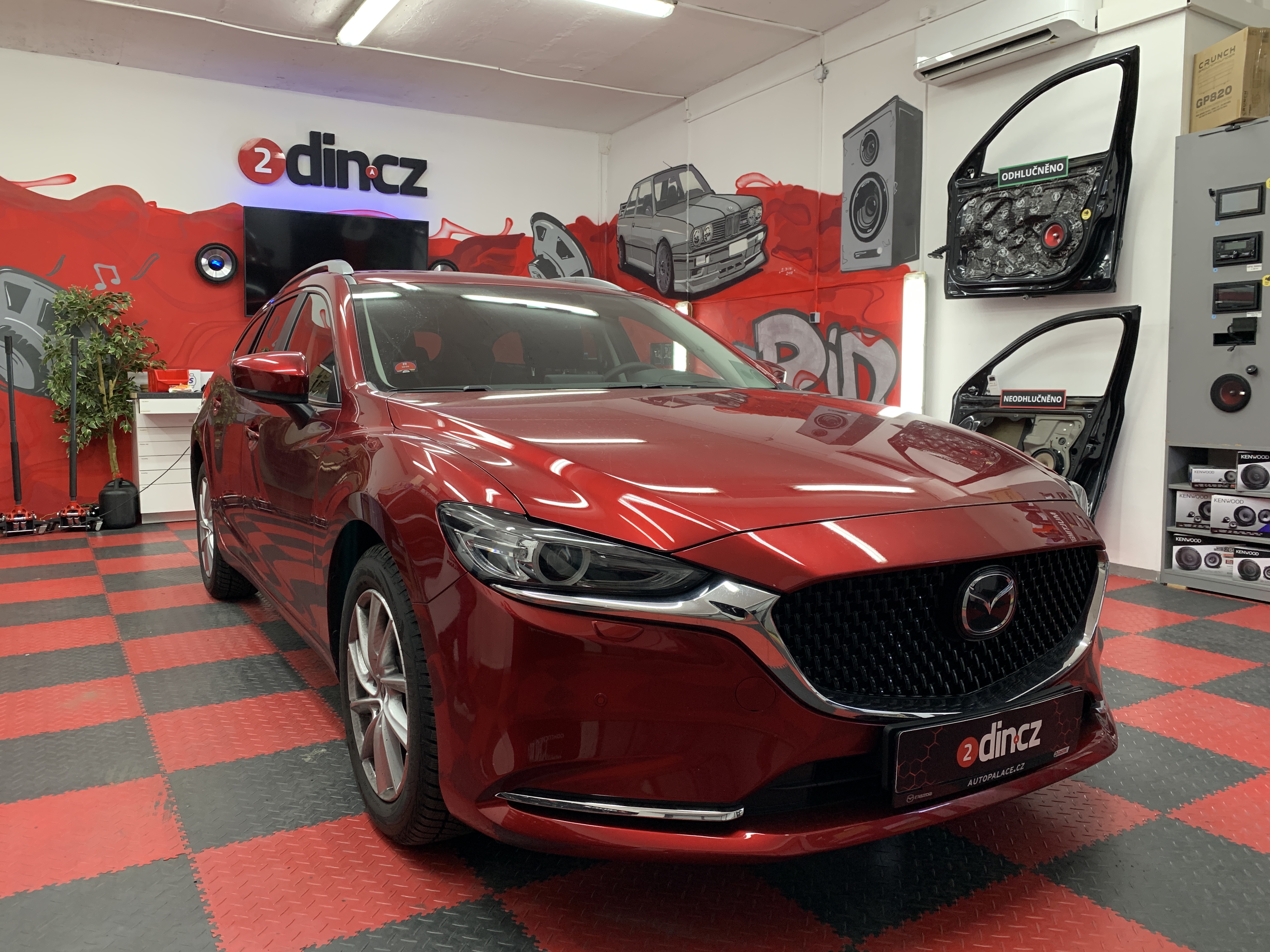 Mazda 6 - Částečné odhlučnění
