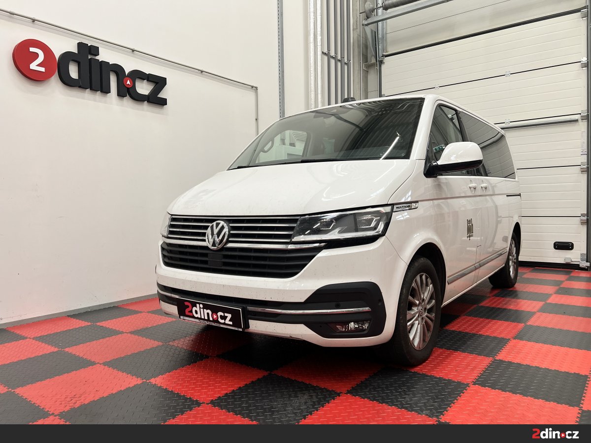 Volkswagen Multivan T6.1 – proměna v tiché místo pro pohodlné cestování