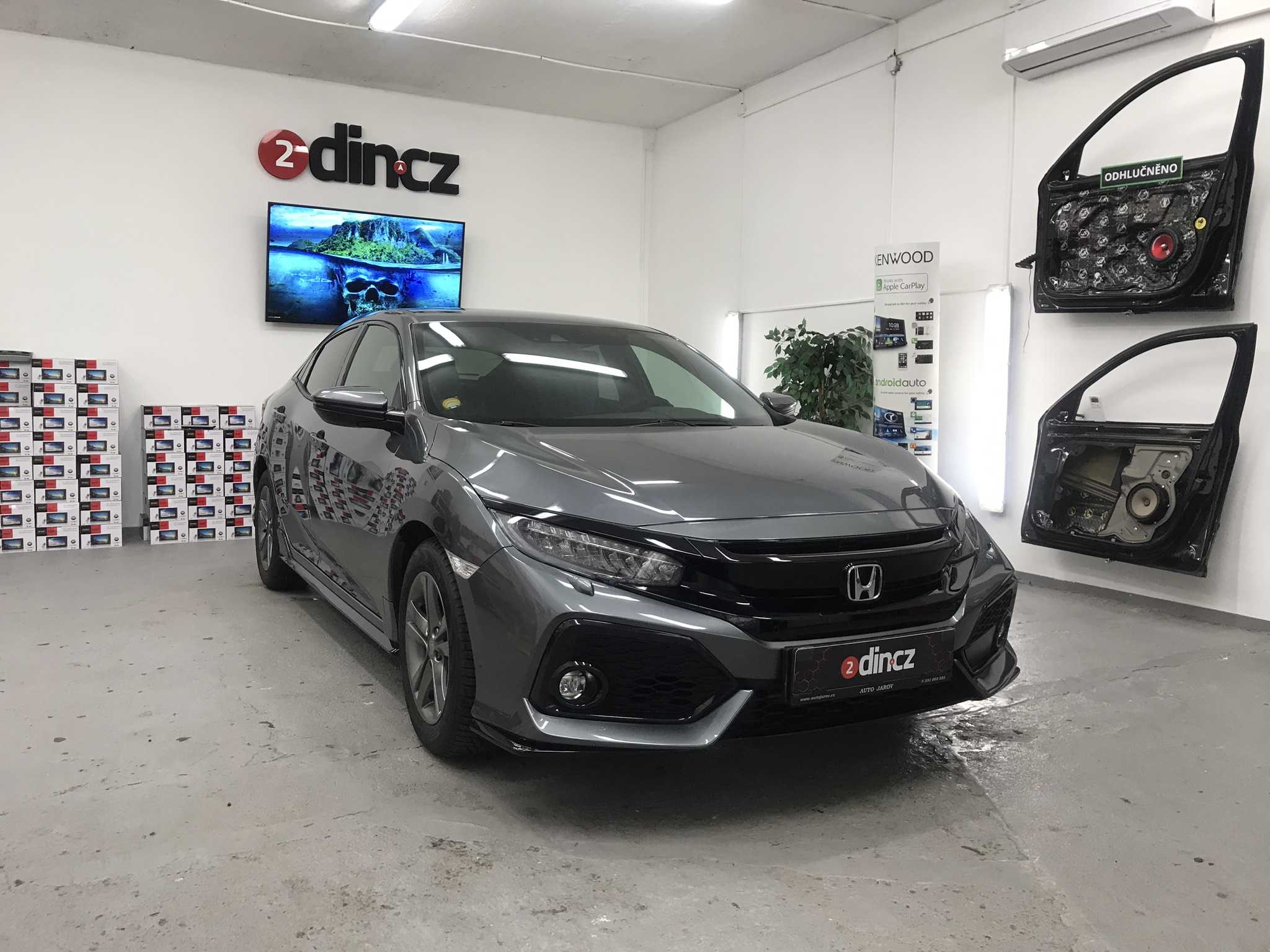 Honda Civic 10g - Odhlučnění Premium