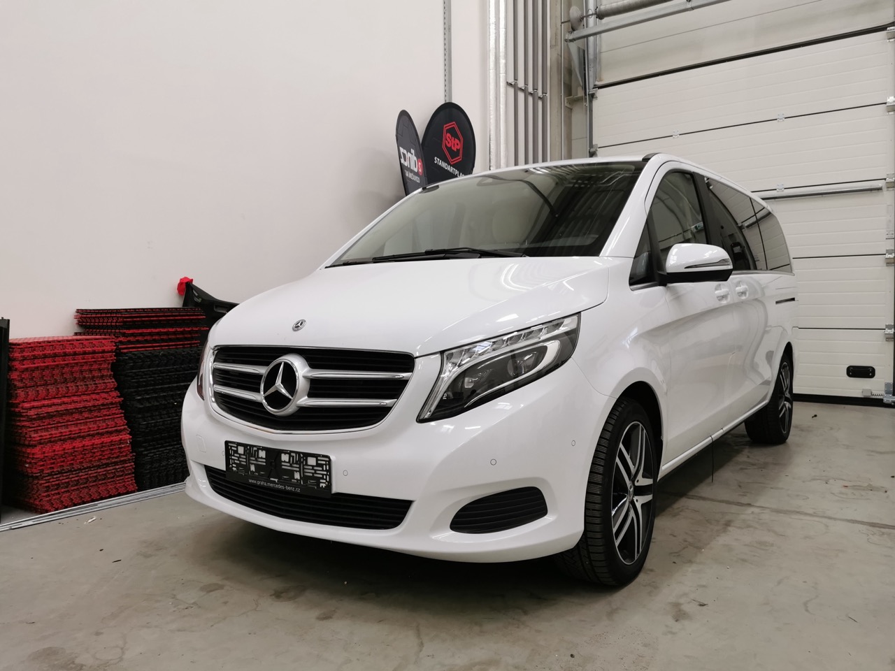Mercedes-Benz V-Class - Vylepšení audia & Kompletní odhlučnění