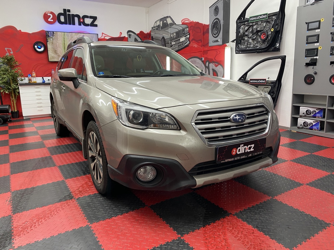 Subaru Outback - Kompletní odhlučnění