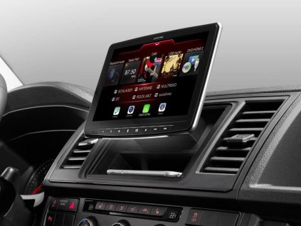 Works with Apple CarPlay iLX F903D