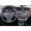 Hyundai i20 II 14 18 interier s OEM autoradiem