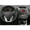 Kia Sorento II 09 12 interier automobilu