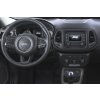 Jeep Compass 17 interier s OEM autoradiem