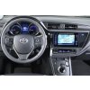 Toyota Auris II 16 interier s OEM navigaci