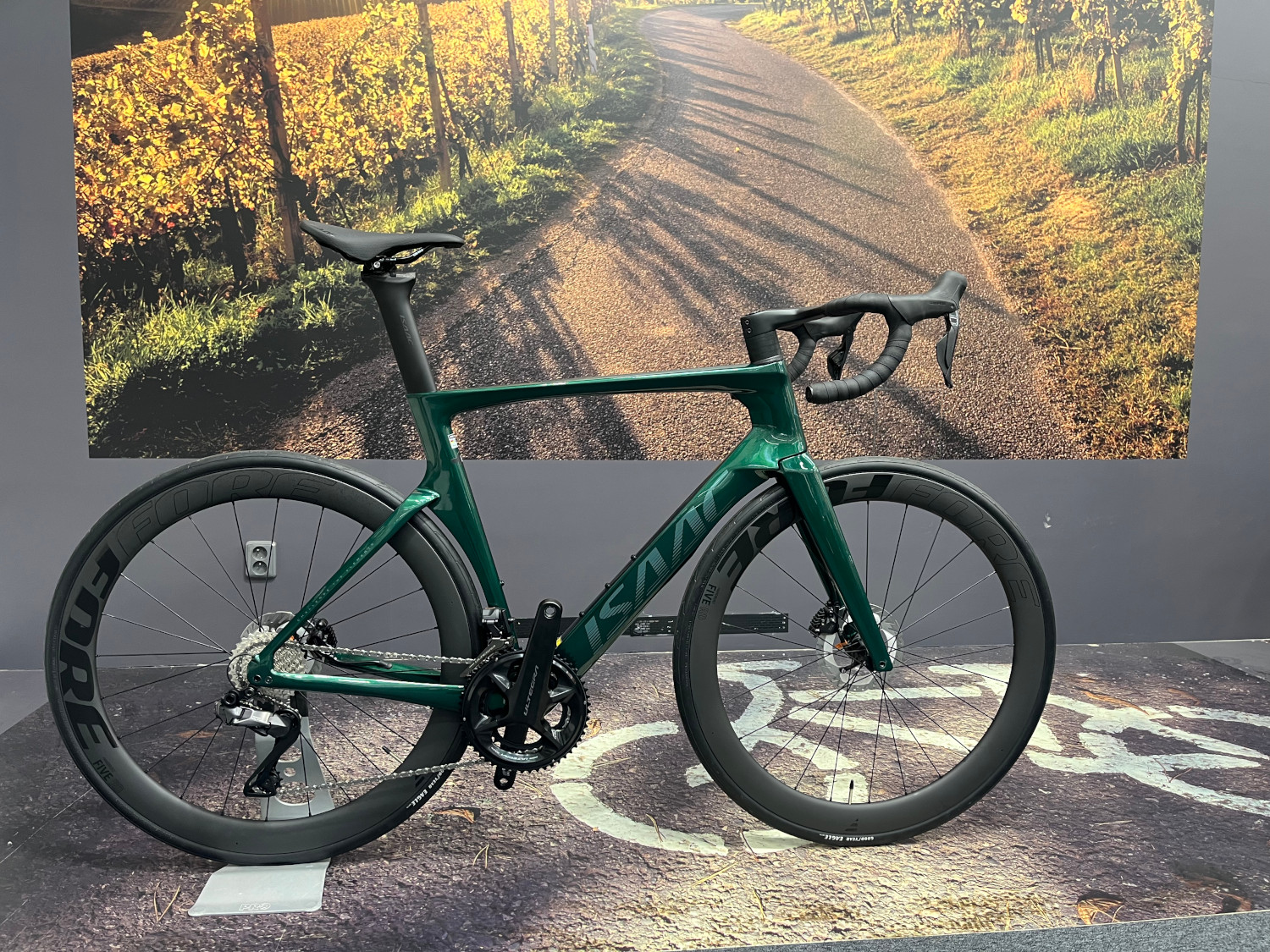 Testovací silnička Isaac Meson vel. M a L, Ultegra Di2