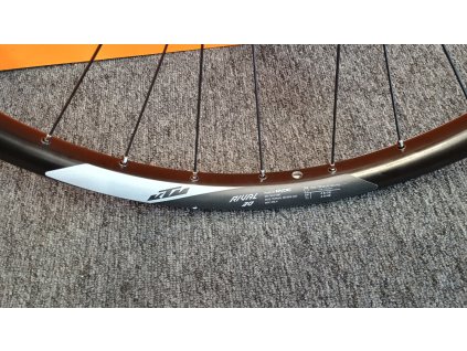 zapletene kolo ktm rival 30 29 622x30c predni cerne2