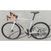 silnicni kolo ktm revelator alto elite di2 2024 starlight silver black orange24