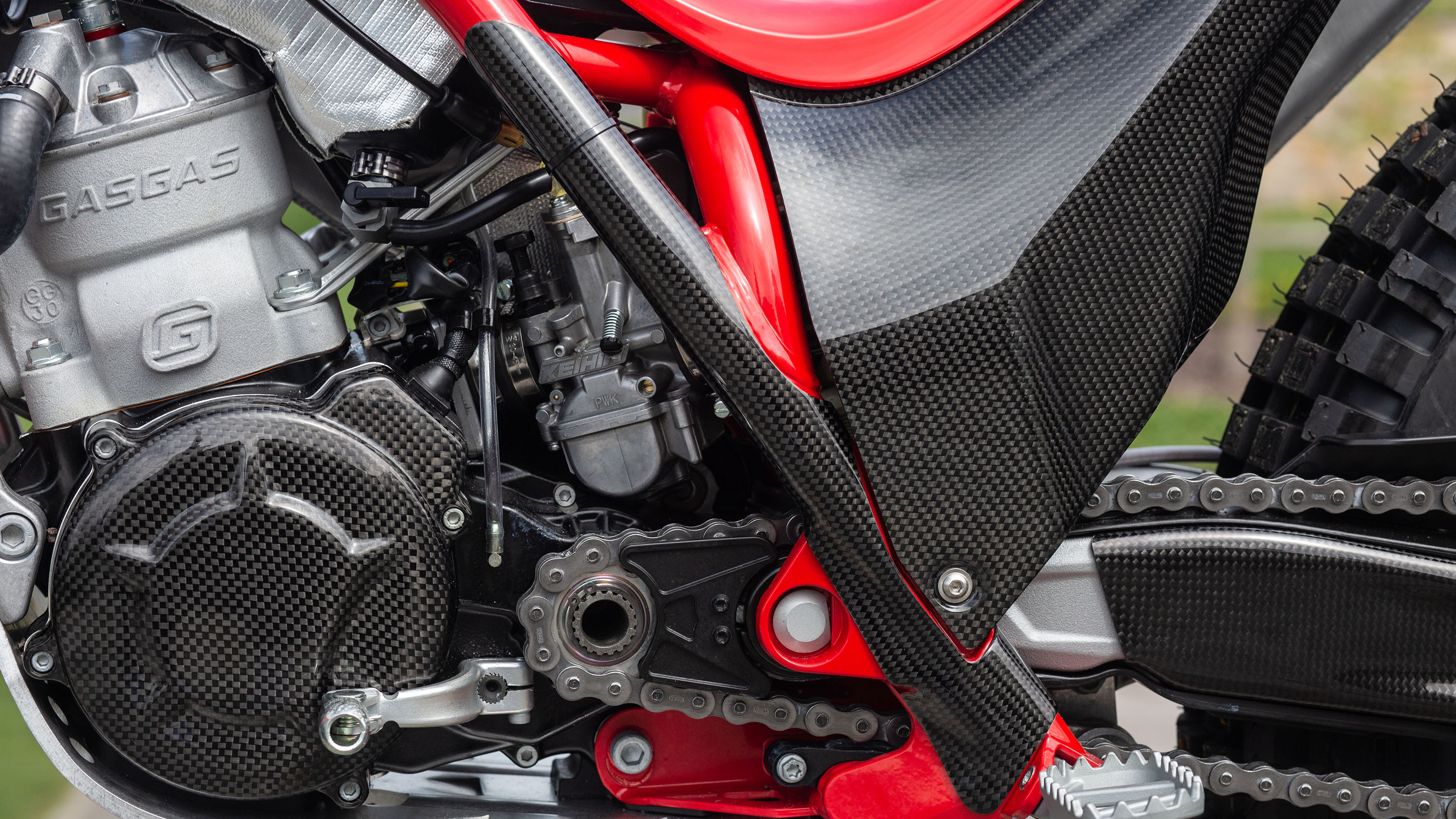 2M Carbon Parts