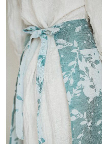 Jacquard women's half apron Rosehips