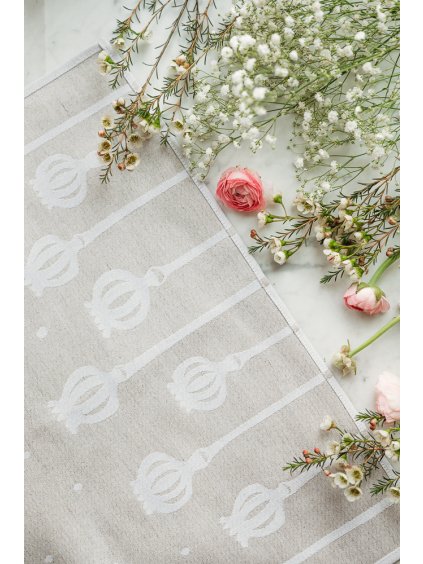 Kuchynská utierka Makovičky v prírodnej režnej farbe s jemným vzorom makovičiek