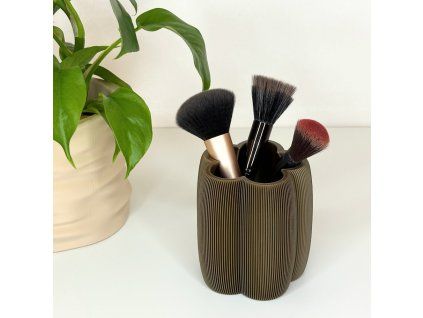 ✨ Velura Brush Holder