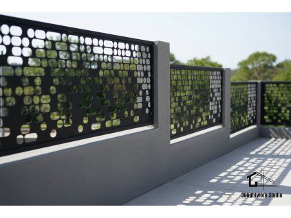 Kovová plotová výplň vzor Abstrakt 24 ( barva: černá, polomat)