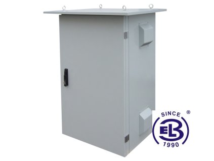 Rozvaděč termoizolovaný LC-07+, 24U, 700x600, šedý, ventilační jednotka na obou bočnicích