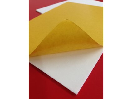 Samolepiaca mikroporézna guma MP0101 biela s lepidlom 3M 950, hustota 100 kg/m3 (hrúbka 4 mm, šírka 190x250 mm)