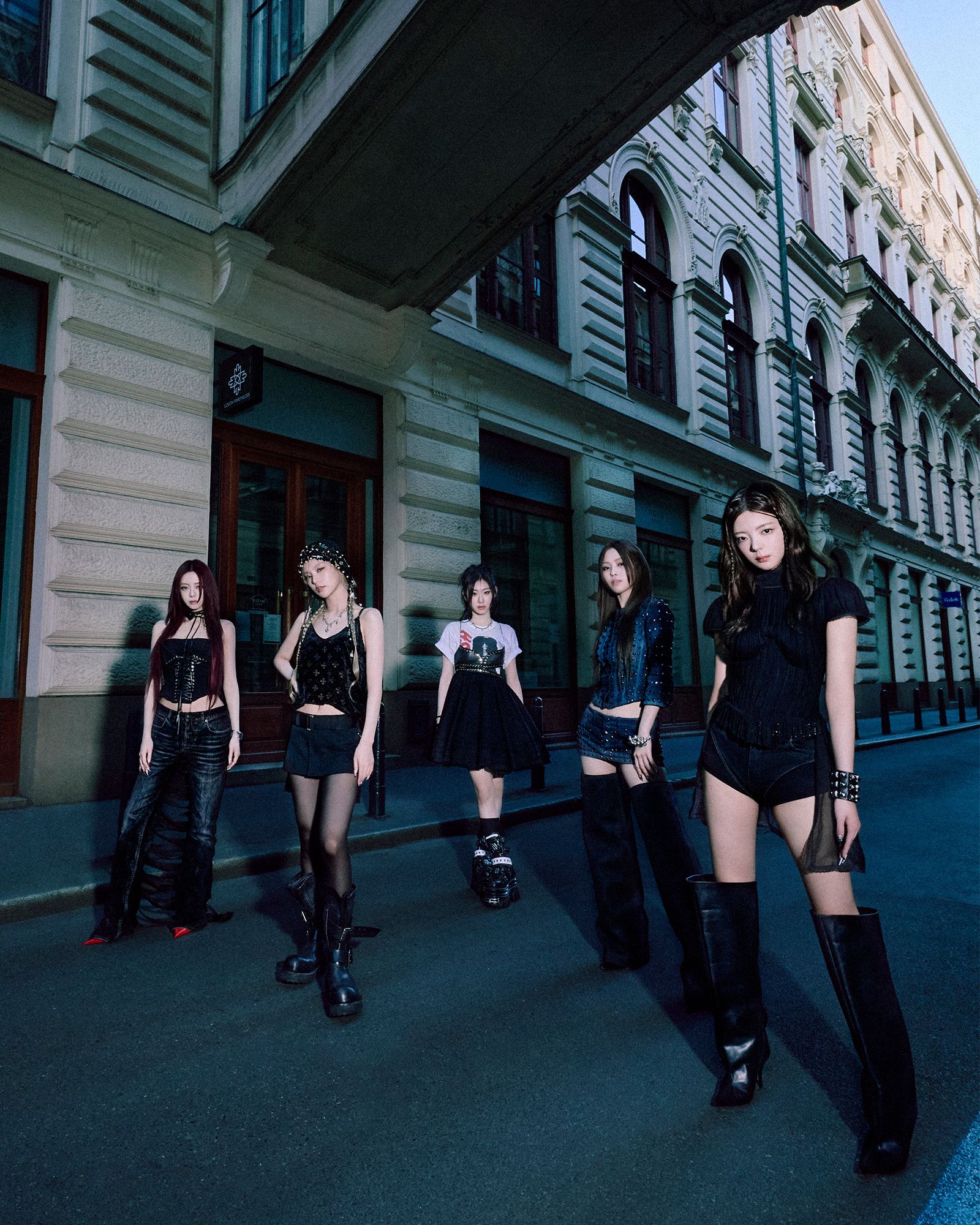 Nové album ITZY Tunnel Vision je tady!