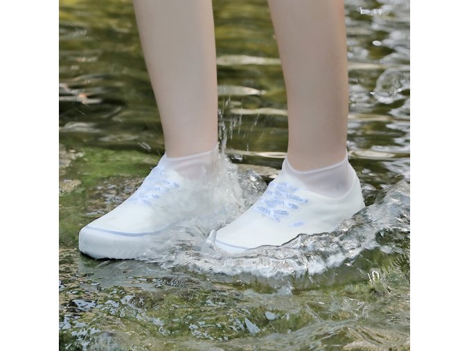 vCEv1 Pair Reusable Latex Waterproof Rain Shoes Covers Slip resistant Rubber Rain Boot Overshoes S M