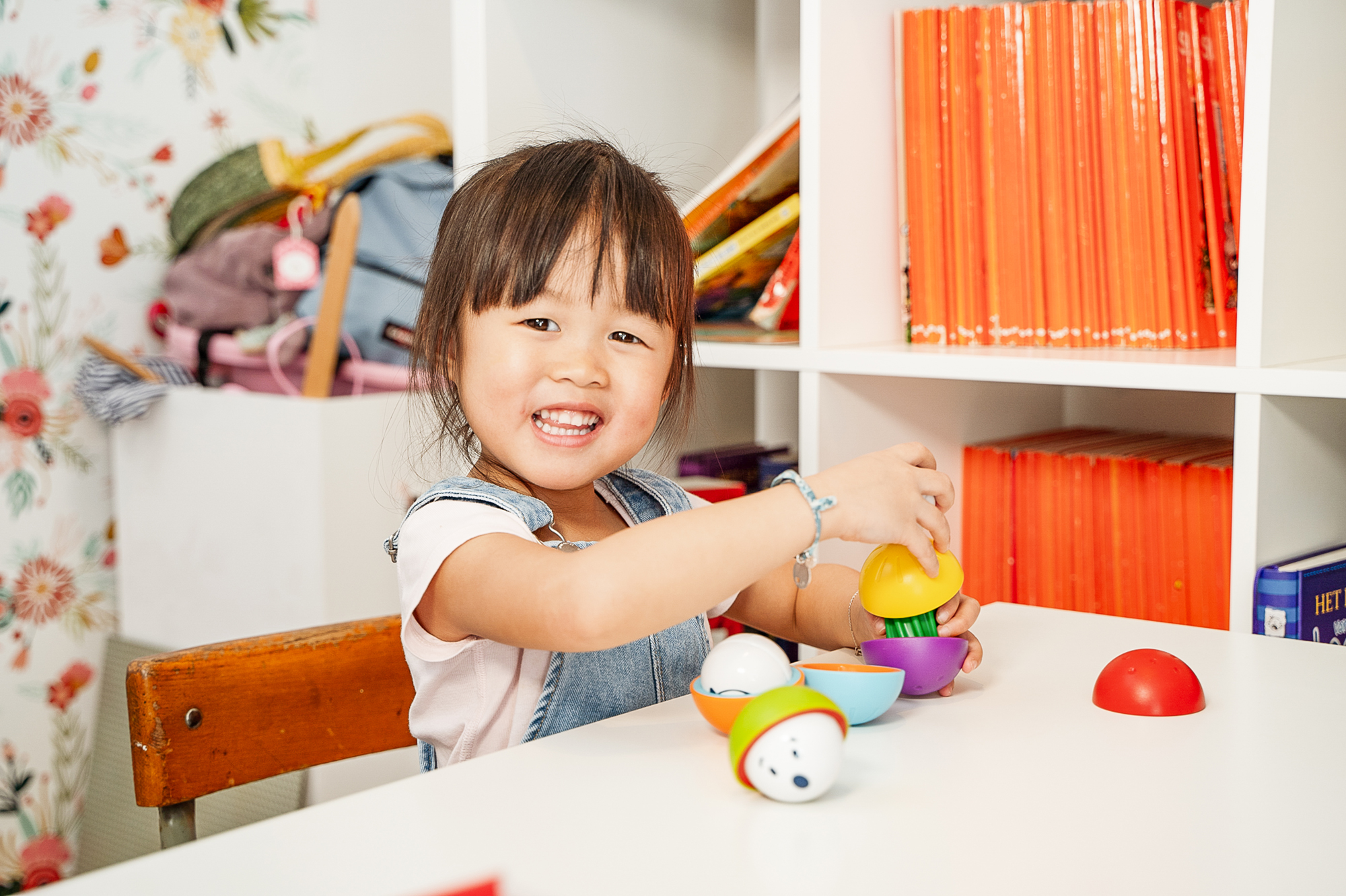 SmartMax_SMX-229_My-First-Hide-and-Seek_lifestyle-shot_9c143b