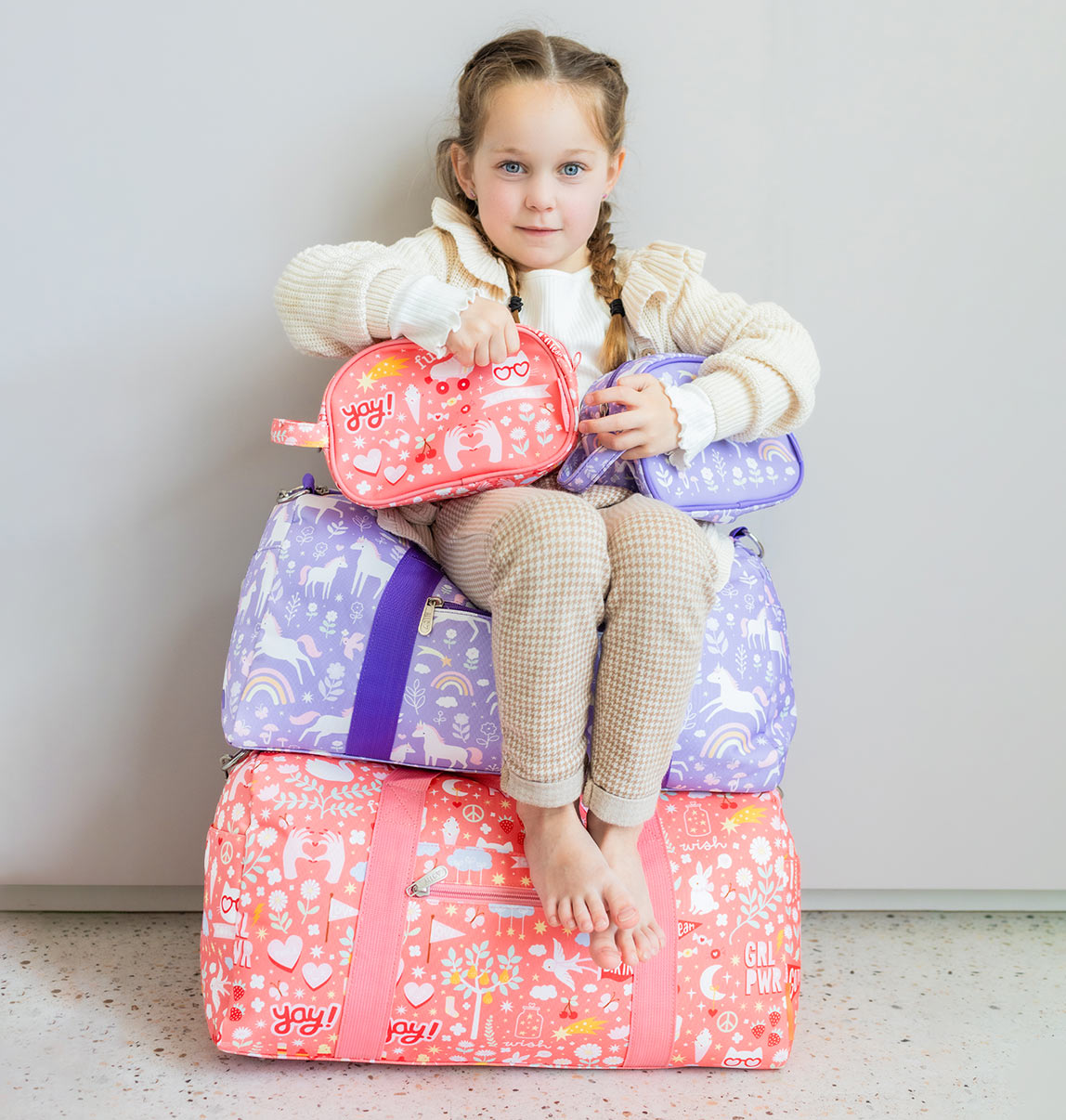 TBUDPU08-LR-8-Travel-bag-Unicorn-dreams