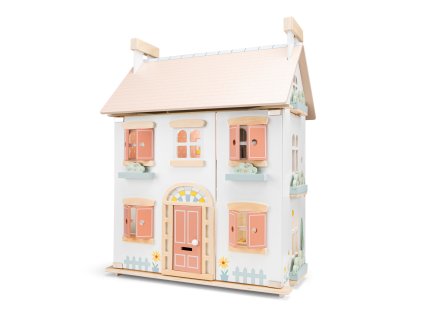 Drevený dom pre bábiky s nábytkom