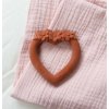 TRSHTC16 LR 4 Teething ring Heart terracotta