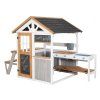 456066 Spielhaus 03 F