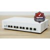 QNAP SD-WAN router QHora-322 (4jádrový procesor, 4GB DDR4 RAM, 6x 2,5GbE, 3x 10GbE, 1x USB 3.2 Gen1)