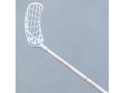 SALMING Quest2 Mid Midlite 35 JR White/Nectarine (Délka hole 67 (78) cm, Strana hole Pravá ruka dole)