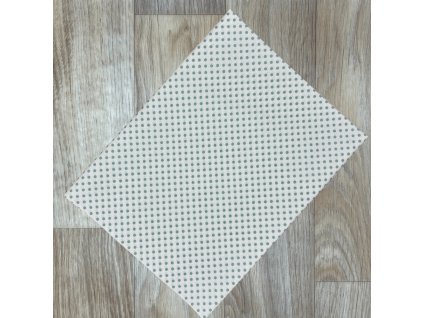 O Puntíček mentolový na bílé