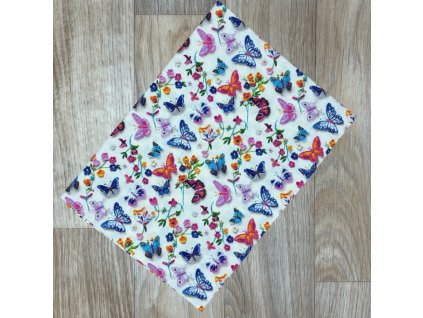 O Motýlci vyšívaní barevní