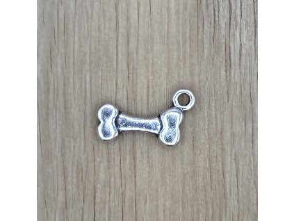 Přívěsek kostička