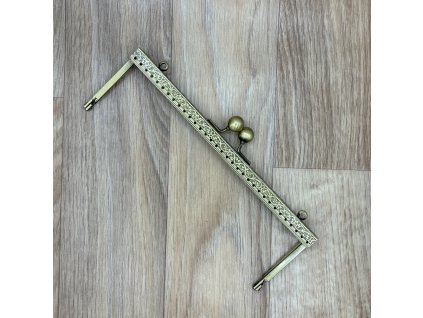 Rámeček na kabelku našívací