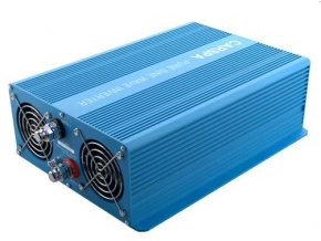 Měnič napětí Carspa SK2000 12V/230V+USB 2000W, čistá sinus, dálkové ovládání