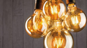 Teplá, neutrální nebo studená barva světla?