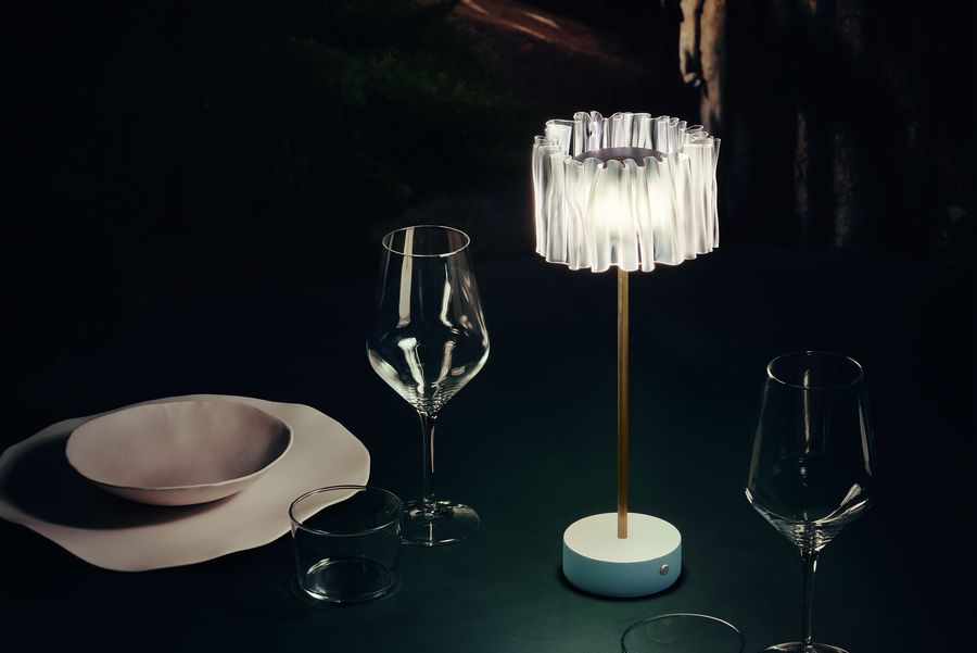 designové stolní lampy