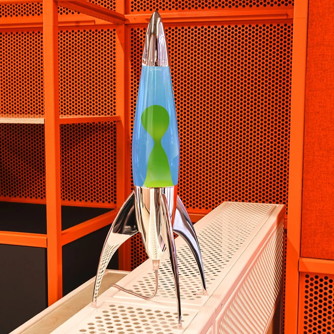 Mathmos Telstar – lávová lampa inspirovaná raketami.
