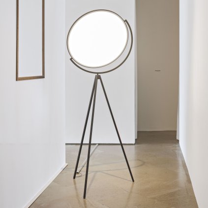 Flos Superloon, černá stojací designová lampa se stmívačem, 40W LED, 197cm