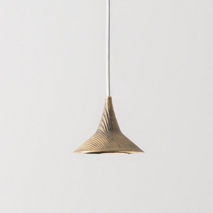 Artemide Unterlinden, mosazné svítidlo s texturou dřeva, 7,5W LED 2700K, Ø 11,7cm