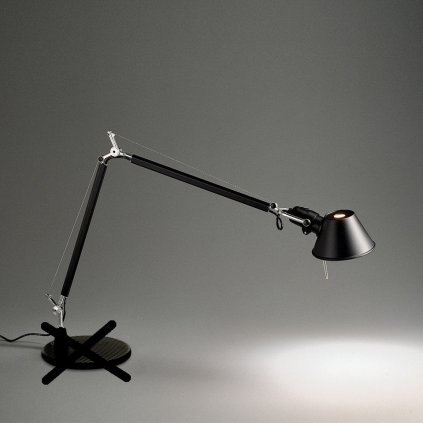 artemide tolomeo tavolo