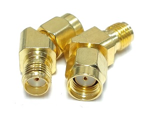 Adaptér 45° typ: RP-SMA MALE/SMA FEMALE