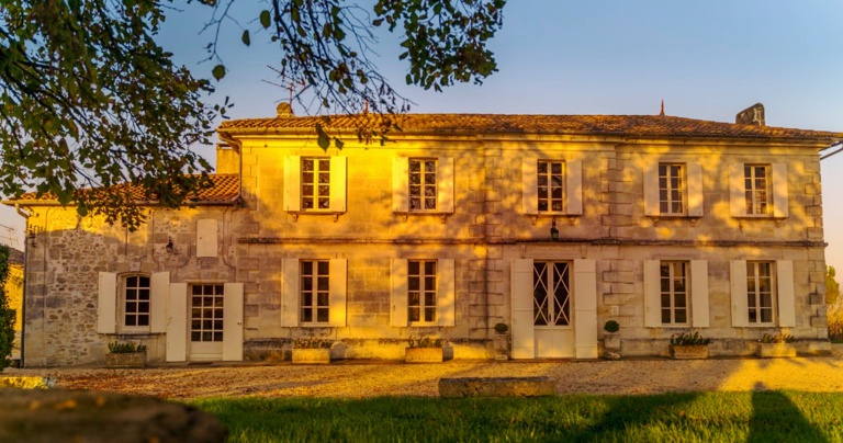 CHATEAU VIEILLE CURE FRONSAC