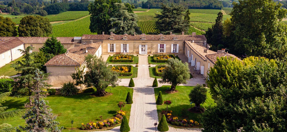 CHATEAU FOMBRAUGE property